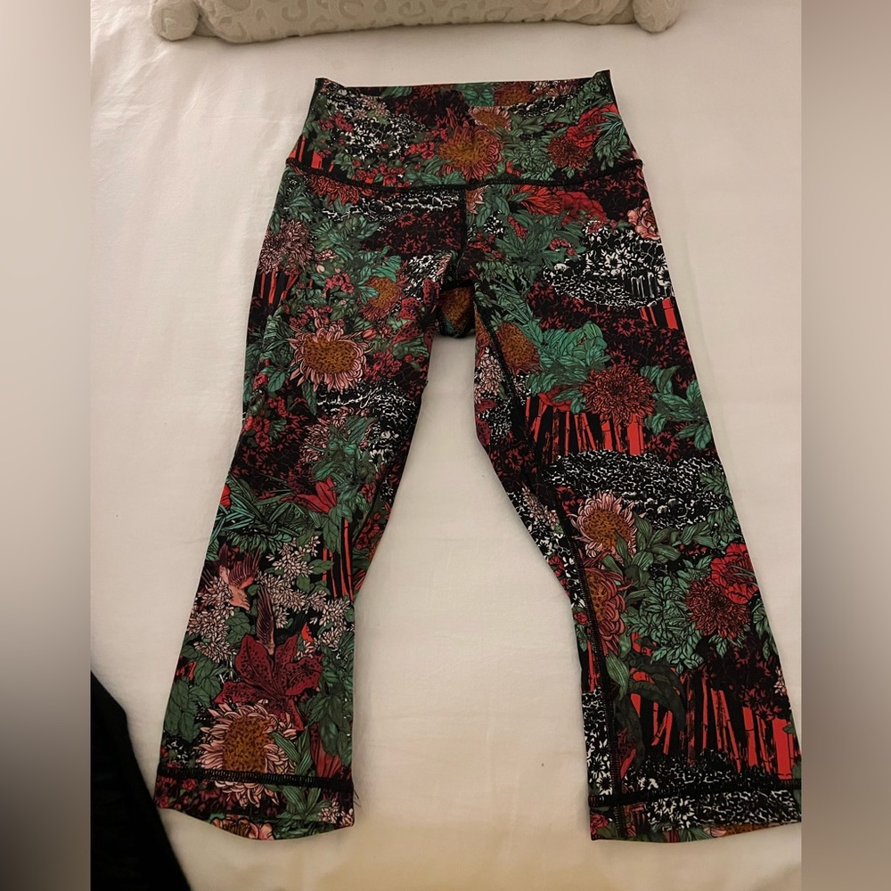 Lulu cropped leggings